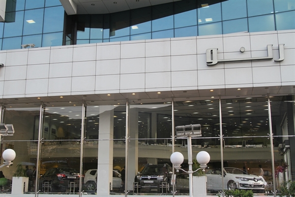افتتاح تعمیرگاه مرکزی نگین خودرو با ارایه خدمات نوین به مشتریان